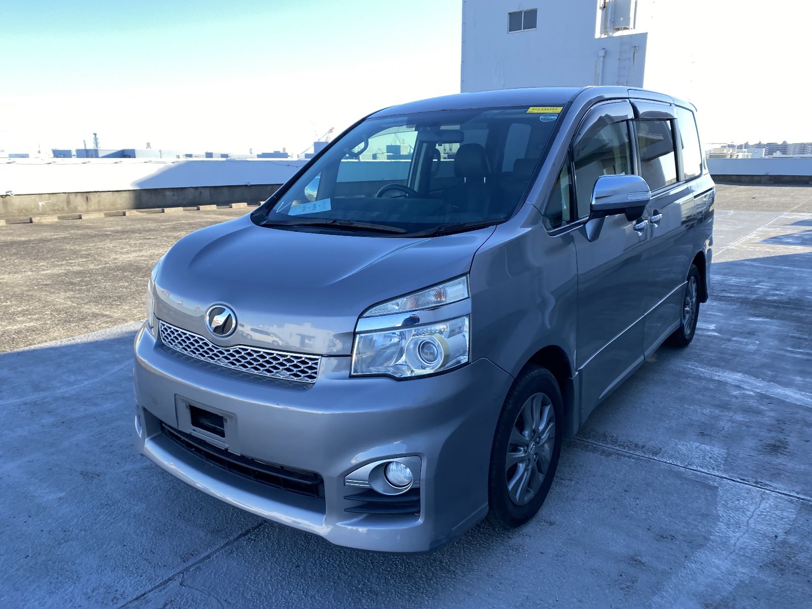 2013 Toyota Voxy